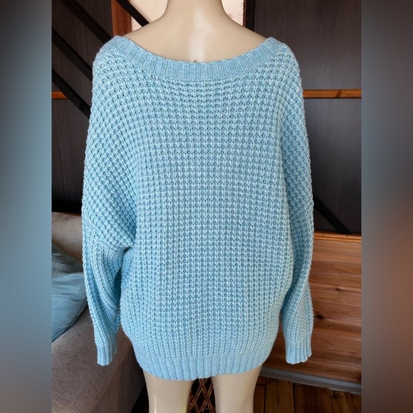 🩵Americana Eagle sky blue sweater size L pre loved - Picture 6 of 6